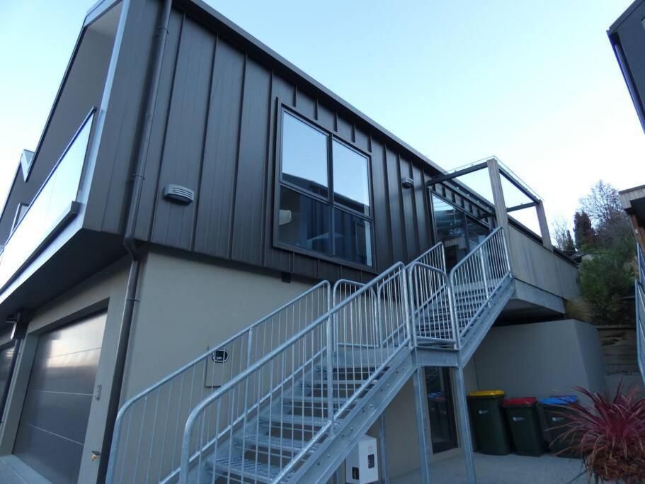 Remarkable, Cozy 3 Bedroom, 2 Bathroom Townhouse Queenstown Exterior photo